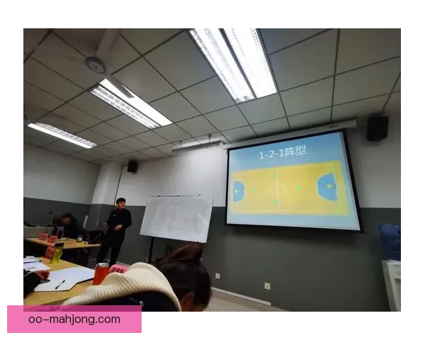 现代足球联赛防守站位演变的战术逻辑与实践路径研究比较视角下 现代足球联赛防守站位演变的战术逻辑与实践路径研究比较视角下